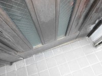 リフォの玄関ドアリフォーム　大阪市中央区　玄関ドア修繕工事