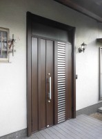 リフォの玄関リフォーム　大阪府松原市　玄関取替え（ドアリモ）工事