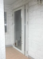 リフォの玄関リフォーム　兵庫県宝塚市　ドア本体取替え工事